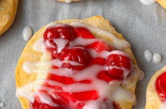 CREAM CHEESE DANISHES – The Southern Woman C...