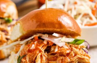 Gradual Cooker Buffalo Hen – Spend With Penn...