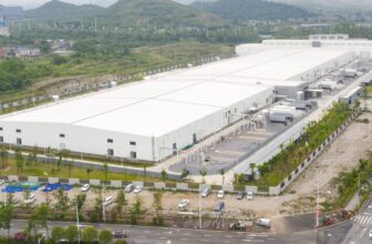 CoreWeave Is on the Middle of the AI Revolution, a...