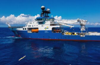 Chicago-Sized Iceberg Hid Historic Ecosystem, Scie...