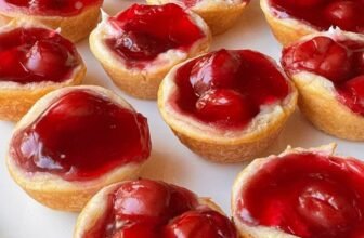 Cherry Crescent Roll Mini Tarts – Straightforwar...